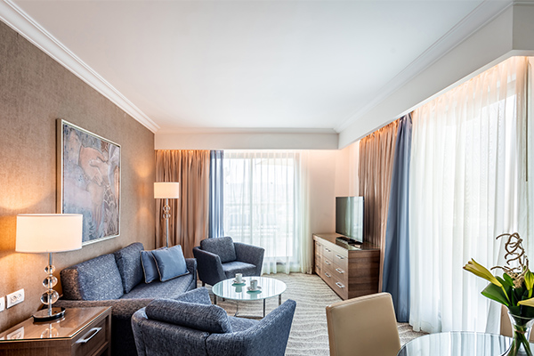 Room 1066 - Sheba_Square_Jacuzzi-2 copy 2